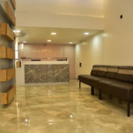 Hotel Avanti, 纳西克 外观 照片