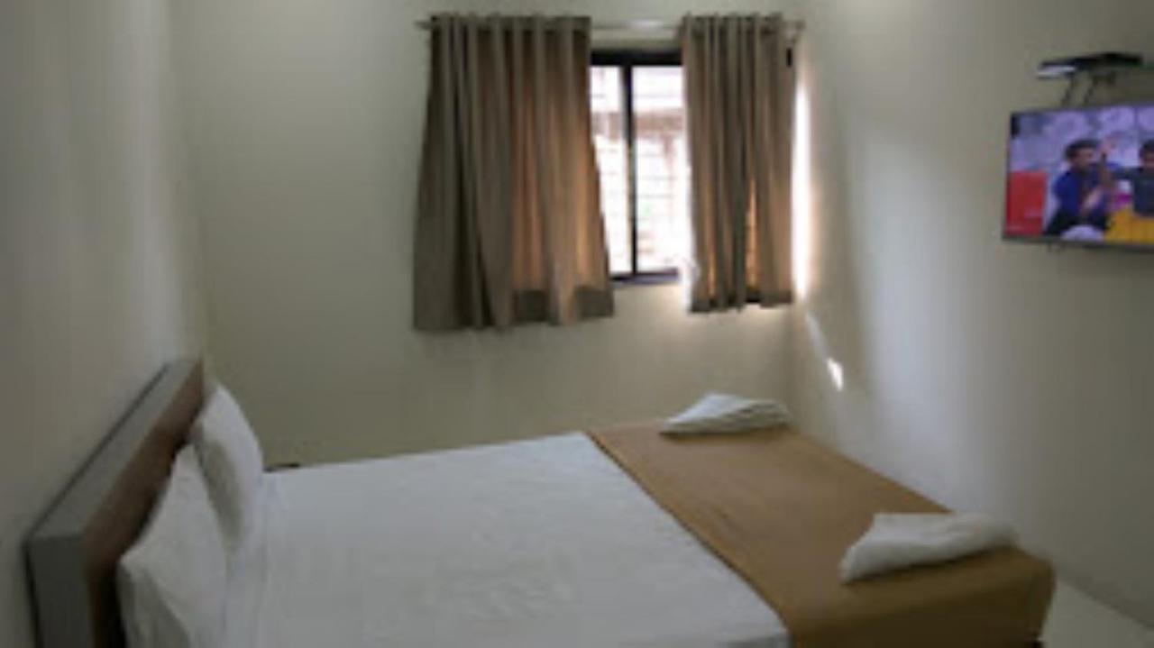 Hotel Avanti, 纳西克 外观 照片