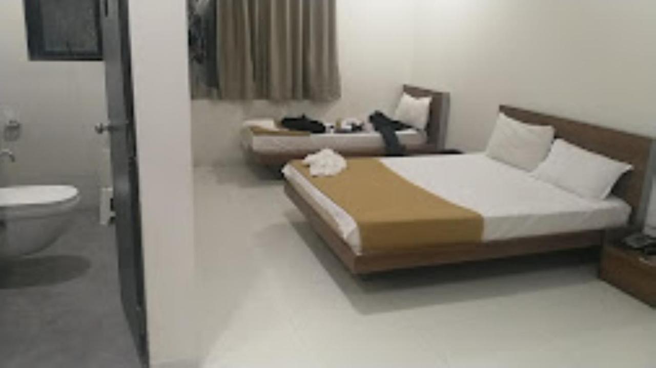Hotel Avanti, 纳西克 外观 照片